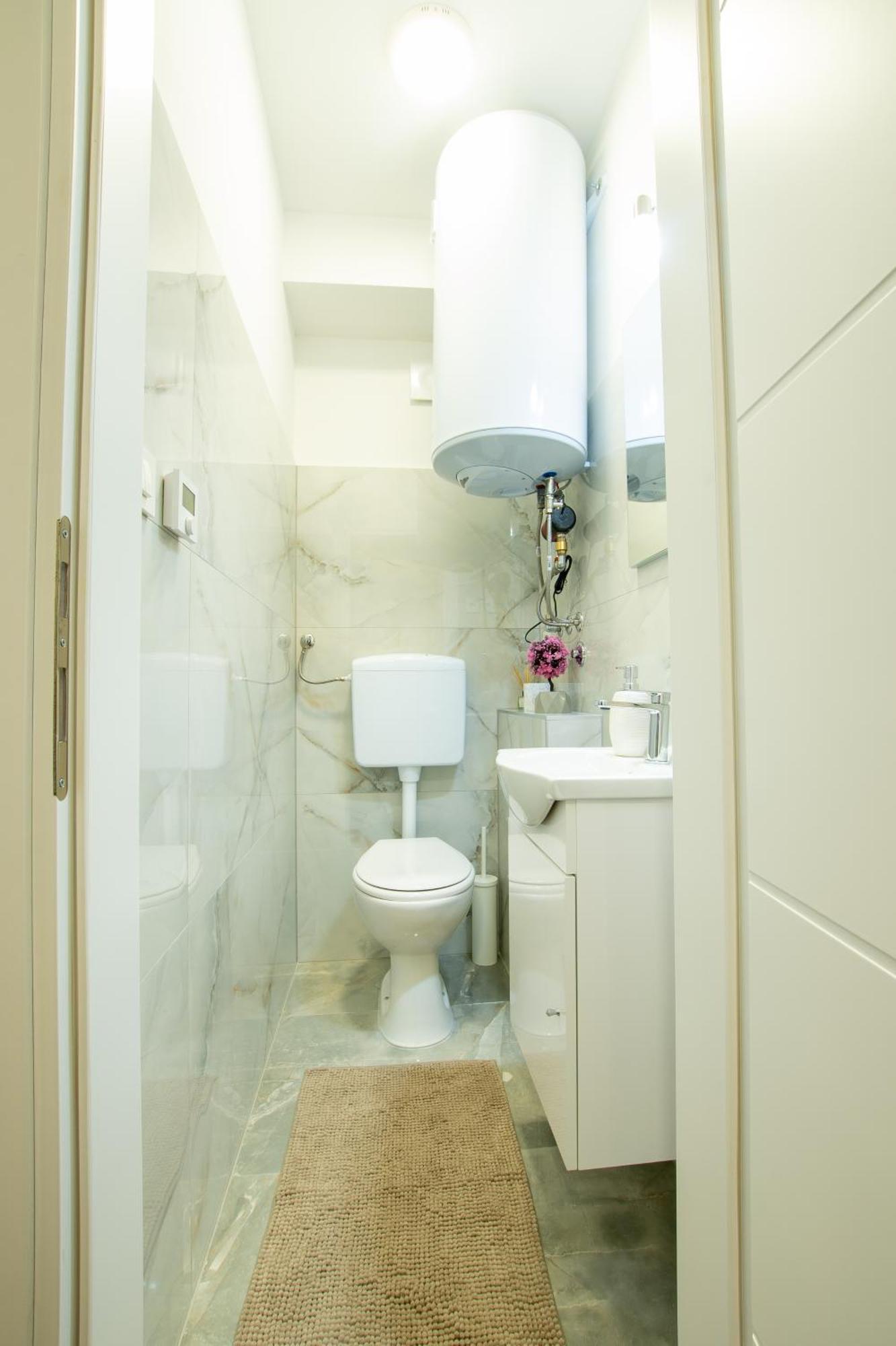 Apartman Valentina - Self Check In And Check Out Otočac Exterior foto