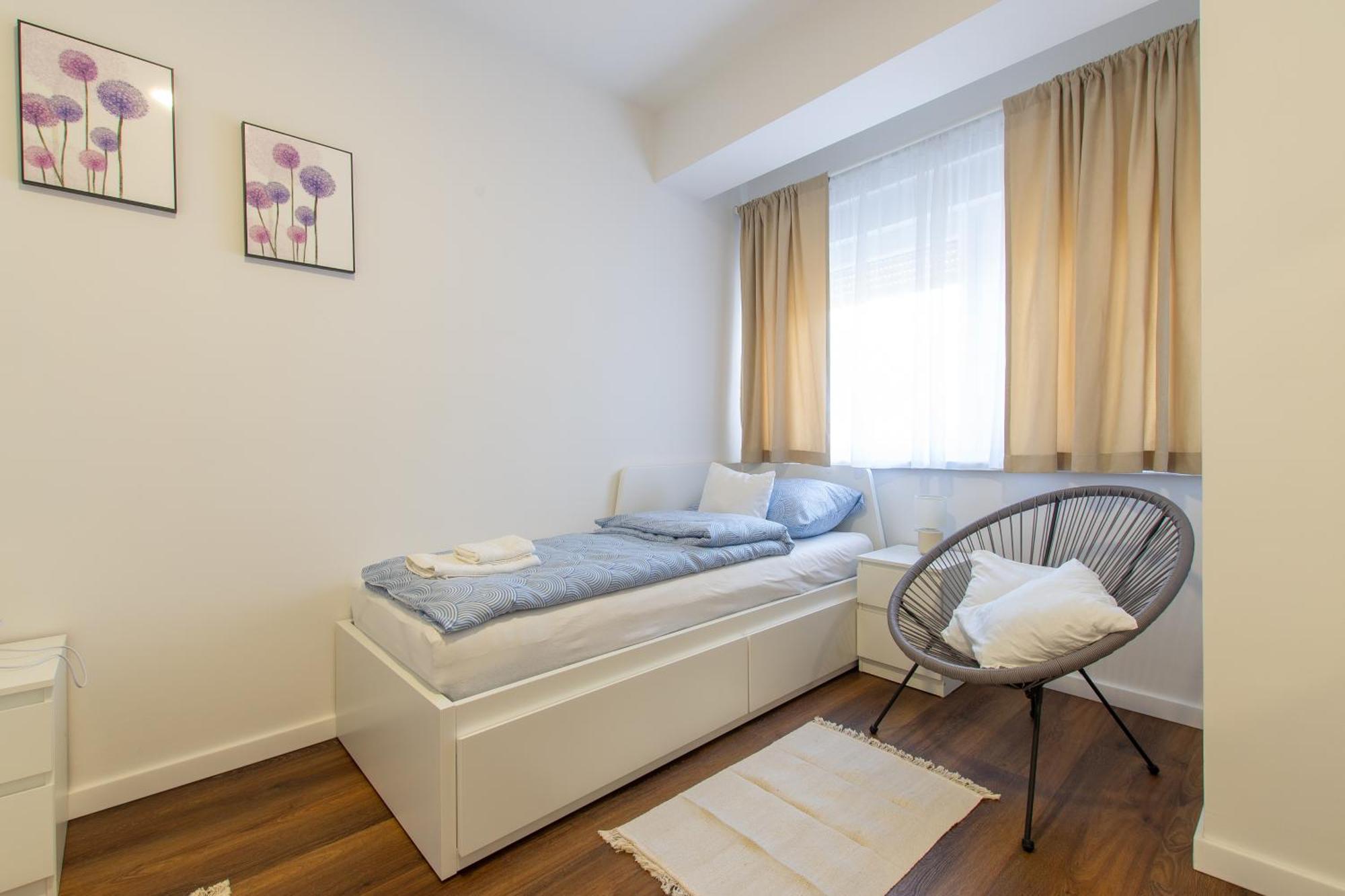 Apartman Valentina - Self Check In And Check Out Otočac Exterior foto