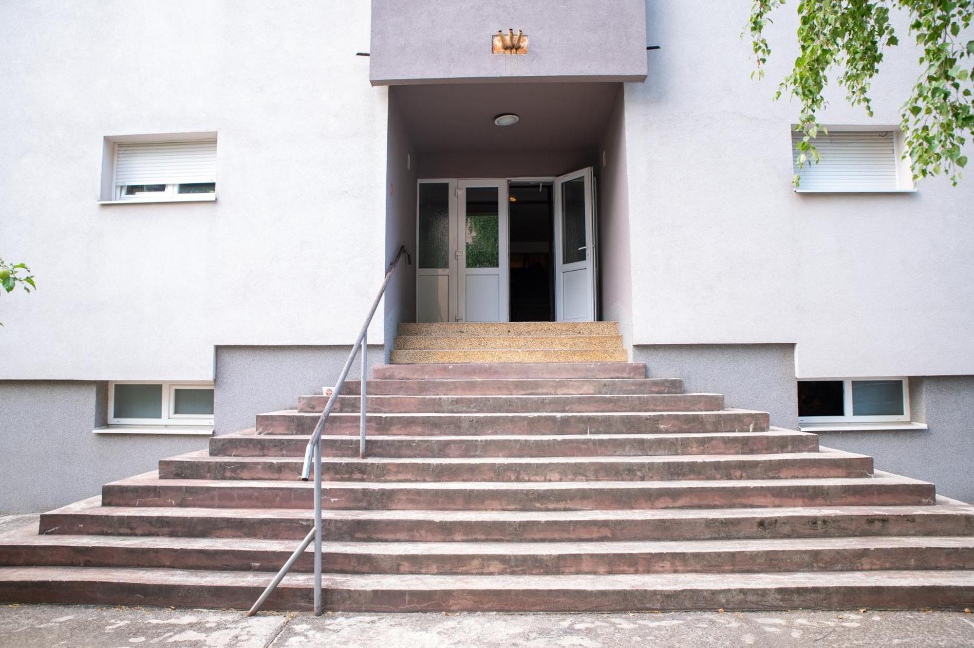Apartman Valentina - Self Check In And Check Out Otočac Exterior foto